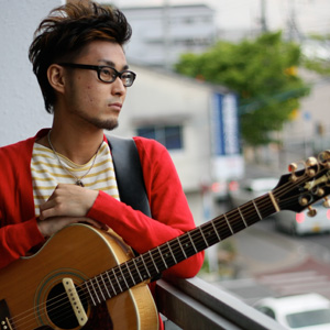 マエダケンタロウ